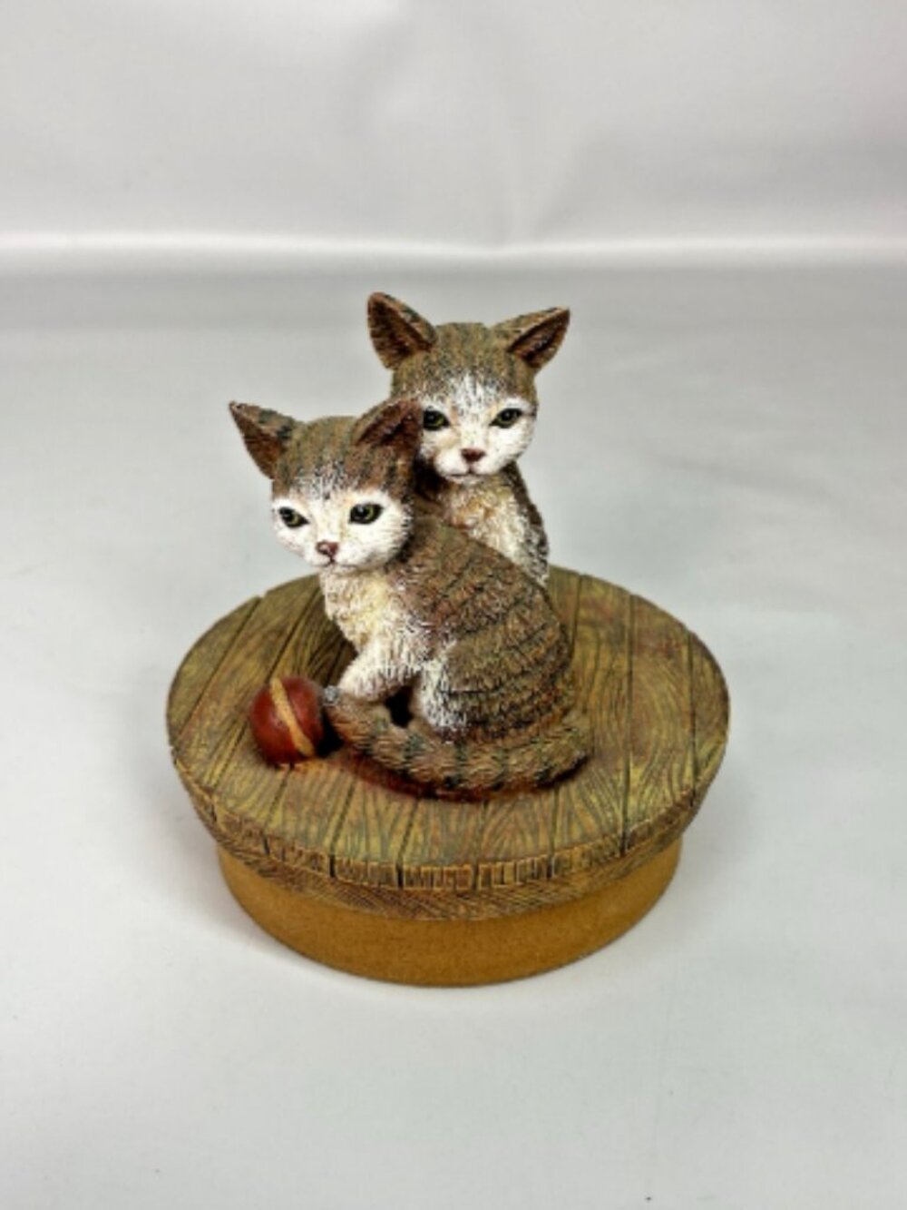 Vintage Lang & Wise Lowell Herrero Allexis and Ragtime Cat Candle Top Fits 3 in